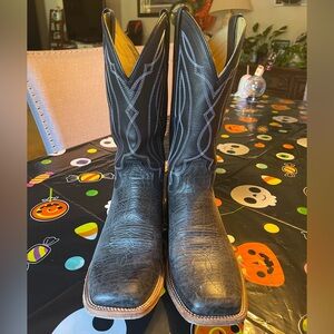 Tony Llama Men’s Black Cowboy boots, Size 12